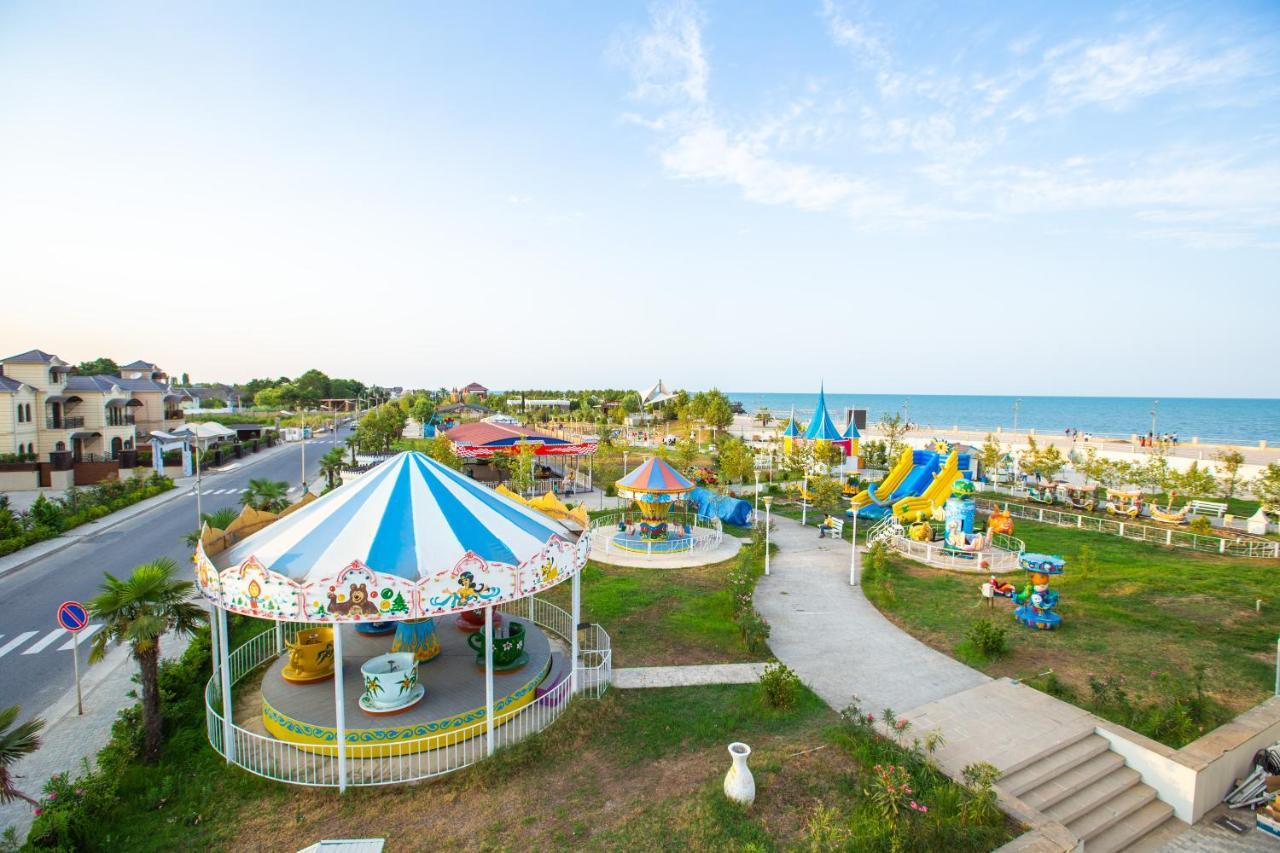 Maricel Astara Resort Hotel Ngoại thất bức ảnh