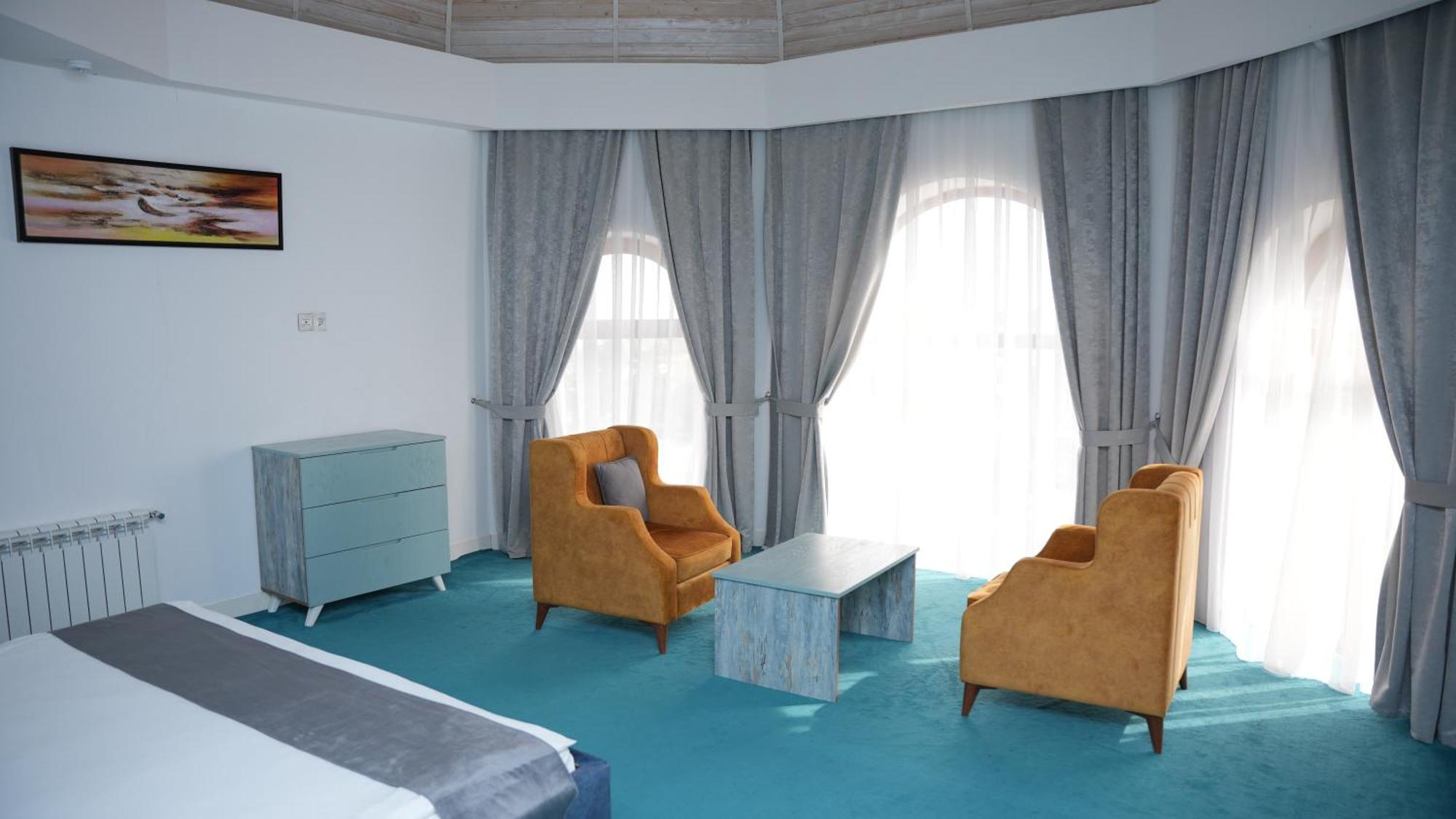Maricel Astara Resort Hotel Ngoại thất bức ảnh